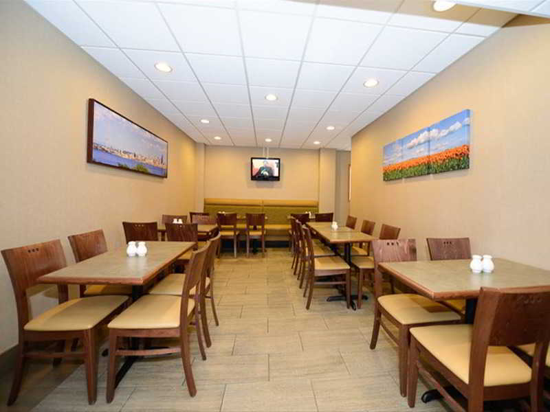 Quality Inn & Suites Seattle Center Restaurant photo